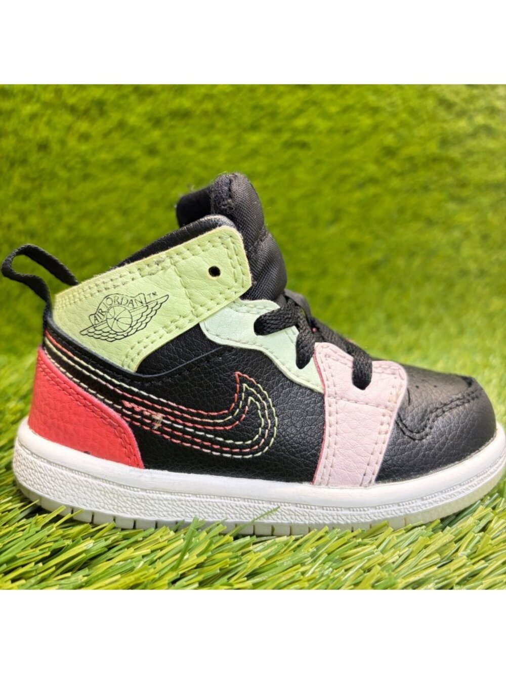 Nike Air Jordan 1 Mid Toddler Size 6C Black Pink Athletic Leather Shoes Sneakers
